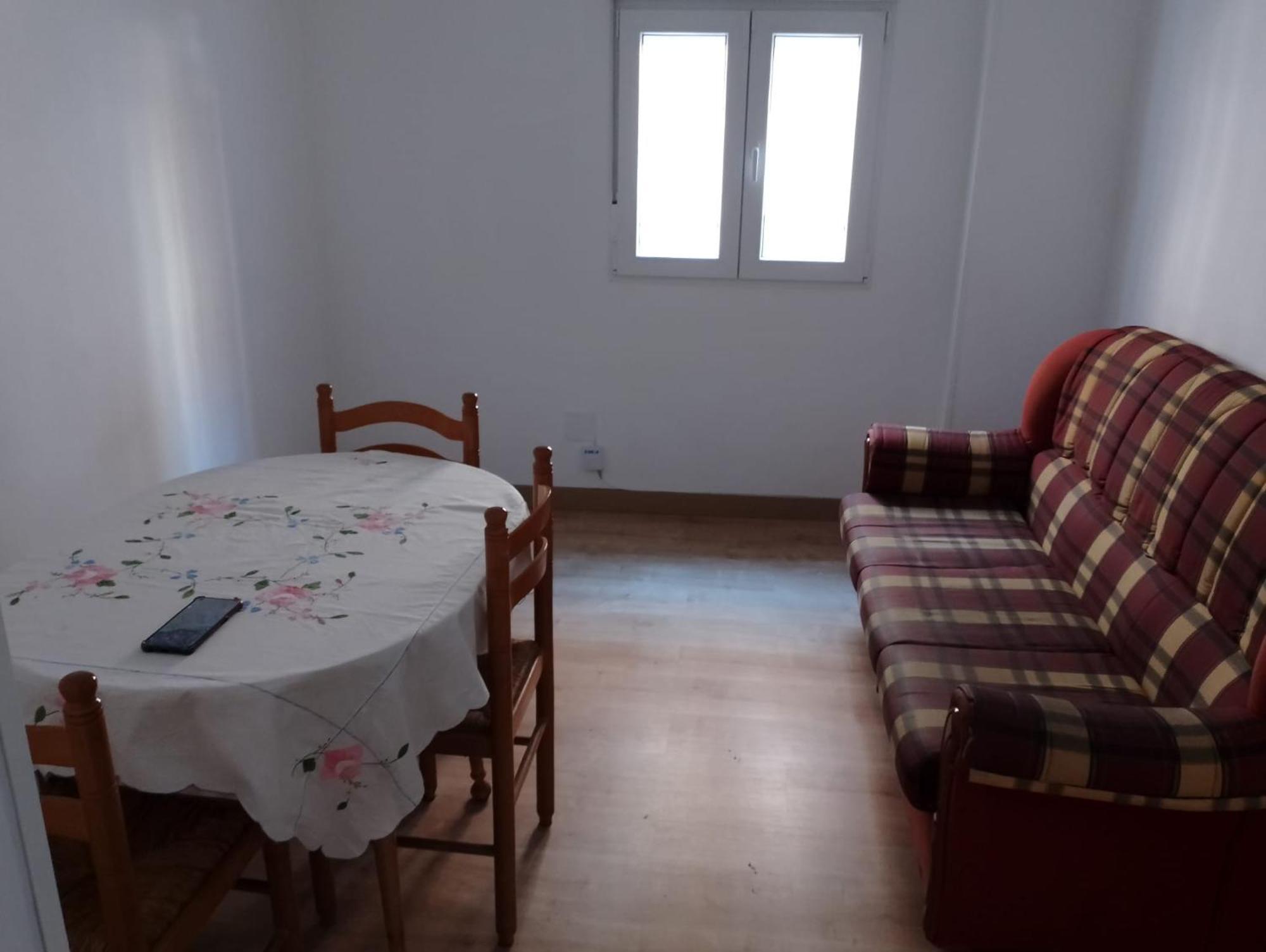 Habitacion En Piso Compartido Мадрид Екстер'єр фото